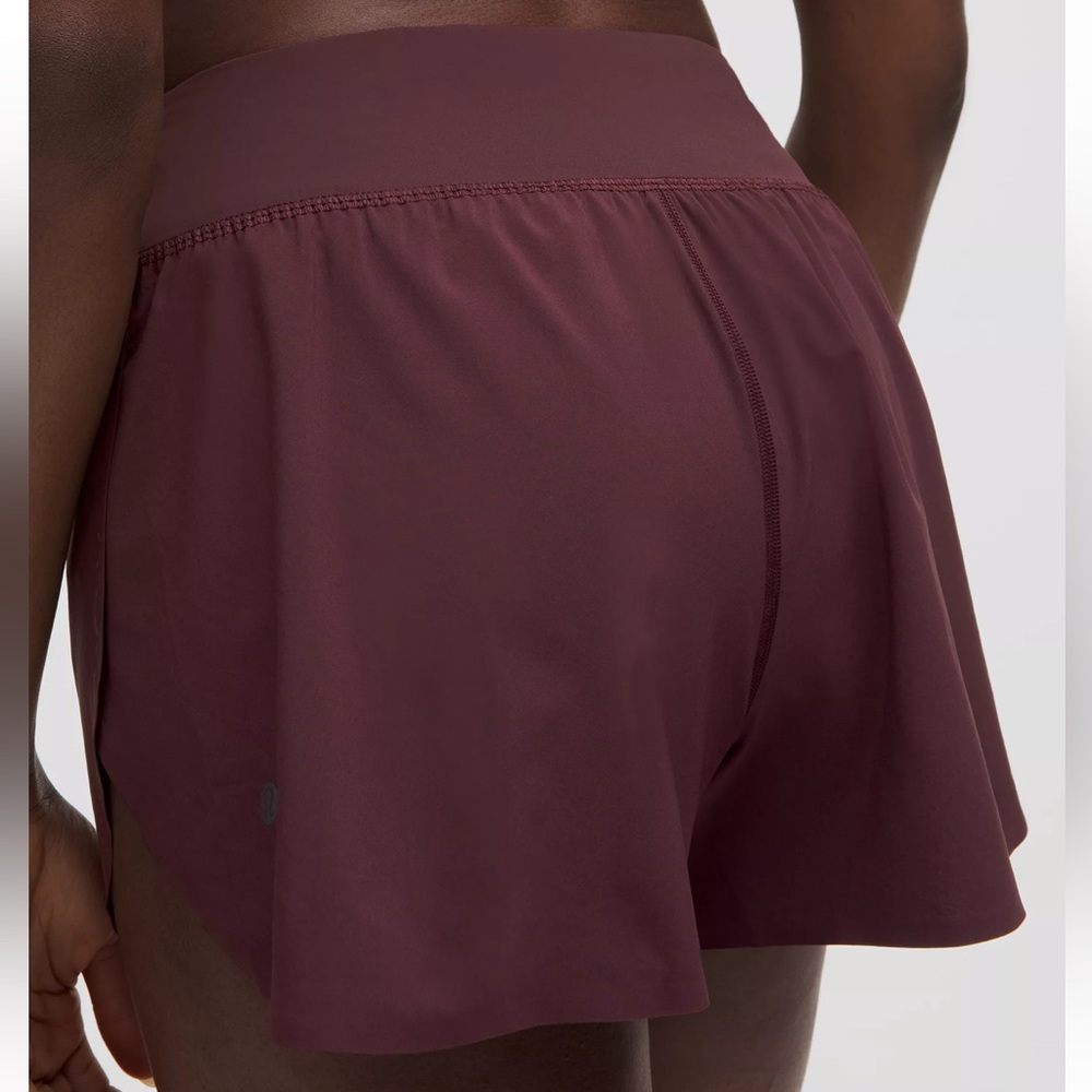 Fast and Free High-Rise Classic-Fit Split Short 3”